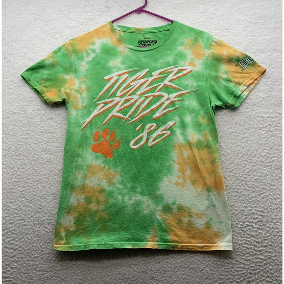 Stranger Things Graphic T-Shirt Adult Small Tiger Pride '86 Green Orange Tie-Dye - Picture 1 of 7